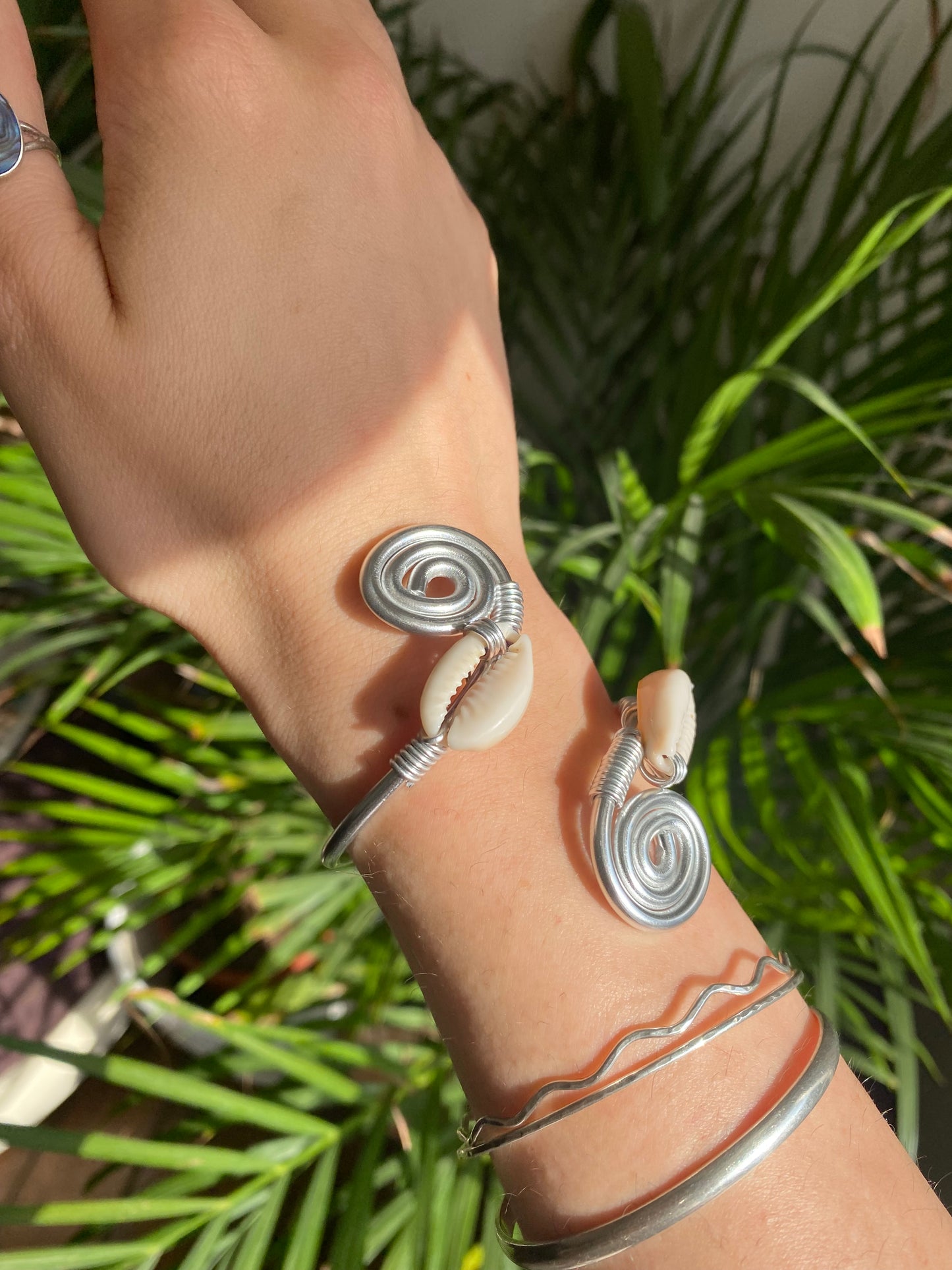 Seashell Spiral Bangle🐬