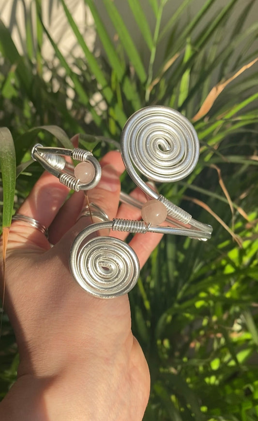 Rose Quartz Heart Centre Silver Arm Cuff🌀