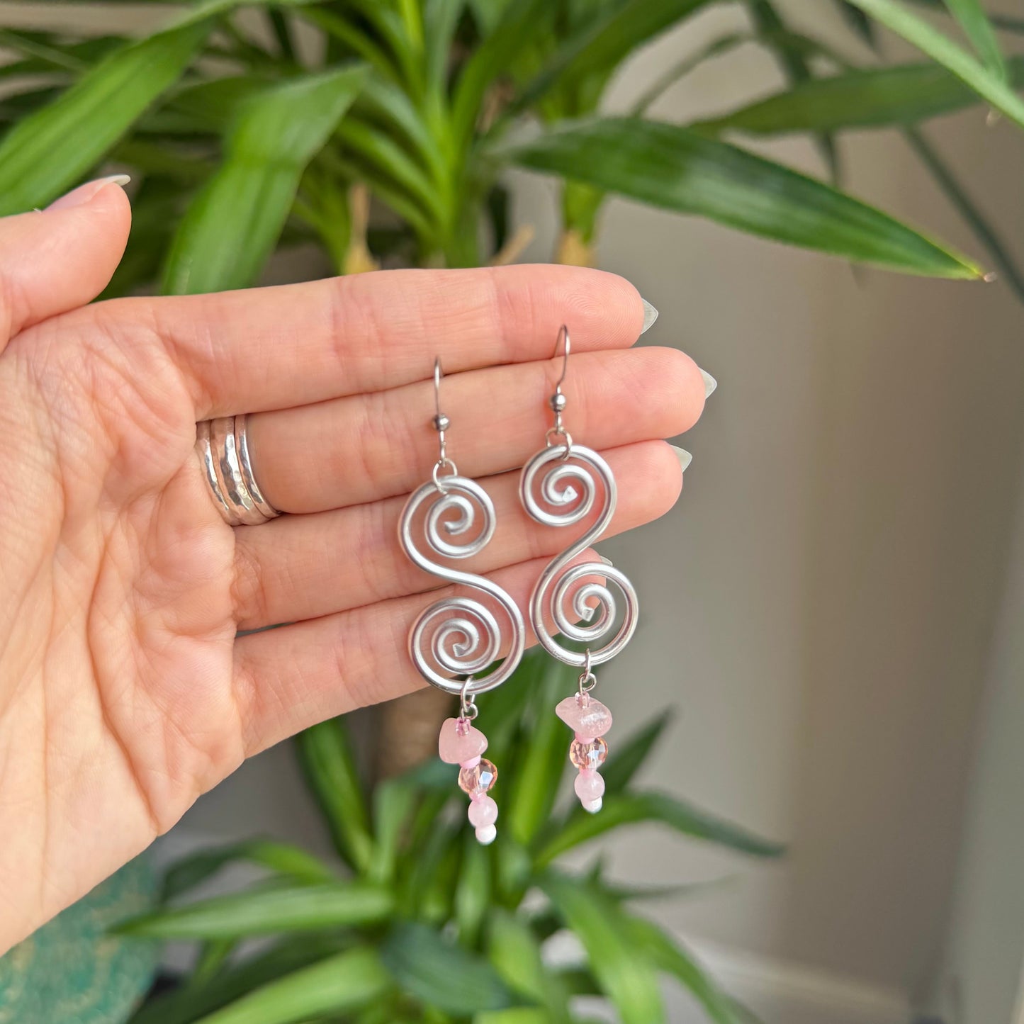 Rose Quartz Drop Earrings🌷