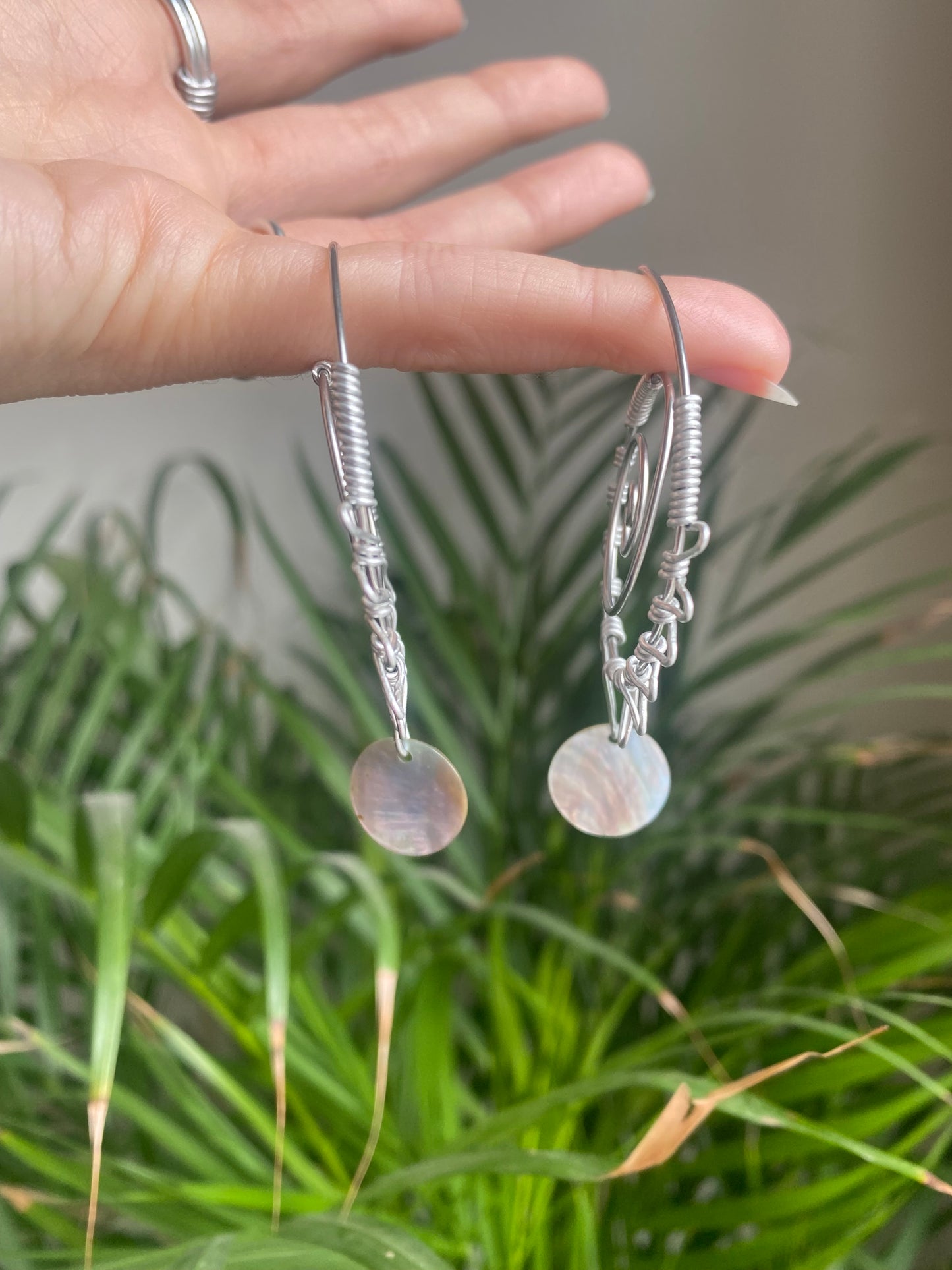 Sunshine Shell Spiral Hoops