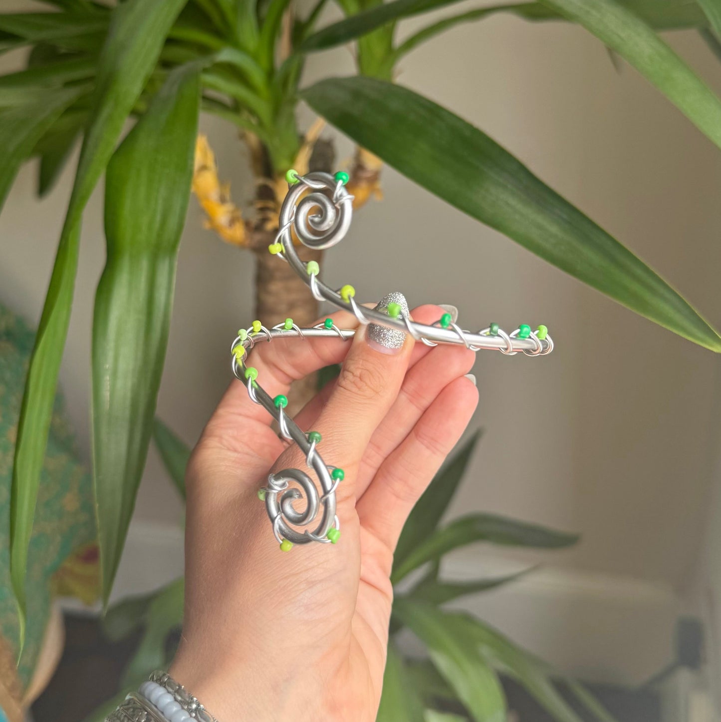 The Aura Cuff🌈