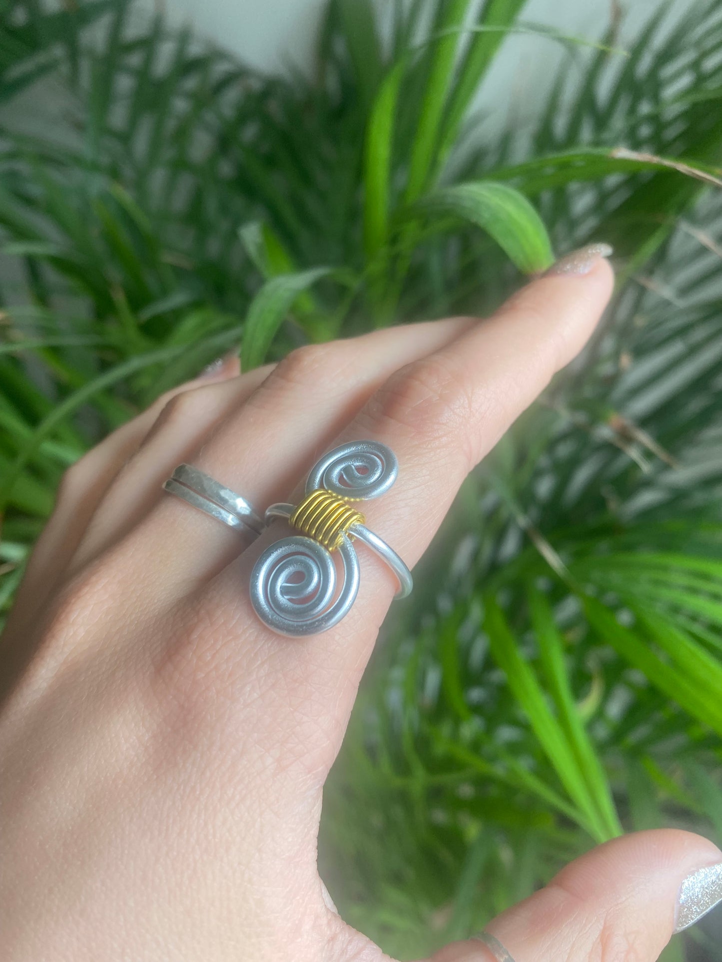 Mixed Metal Spiral Ring 🌻
