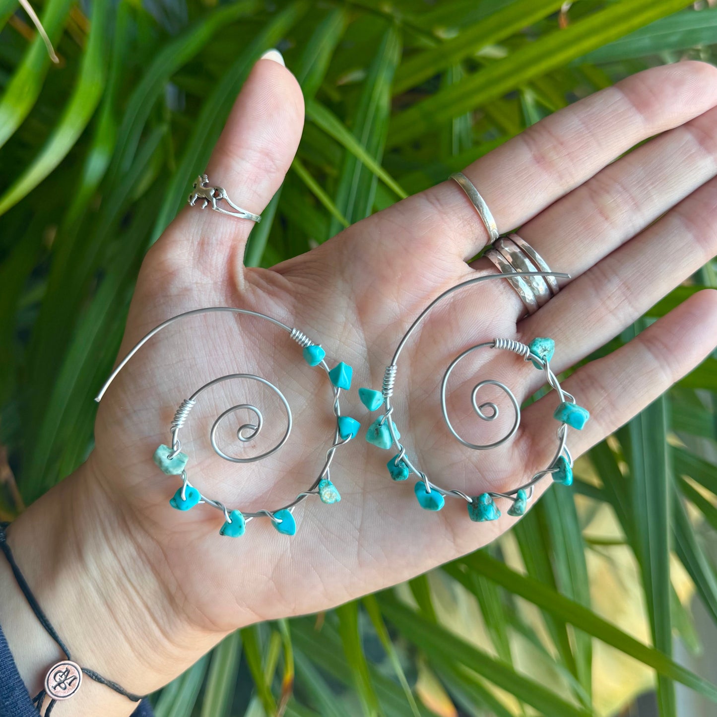 Manifest Spiral Hoops🌈
